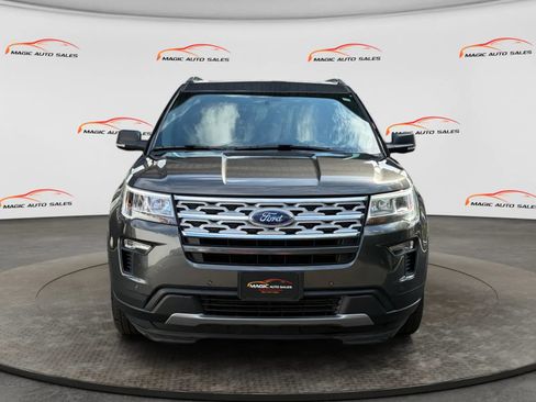 Used 2019 Ford Explorer XLT w/ Equipment Group 201A AWD/4WD image 3