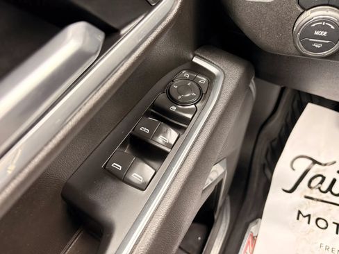 Used 2025 Chevrolet Silverado 2500 LT AWD/4WD image 23