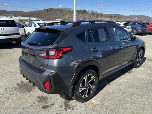 Used 2025 Subaru Crosstrek 2.0i Premium image 8