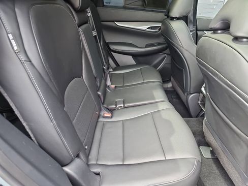 Used 2023 INFINITI QX50 Luxe FWD image 17