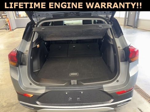 Used 2023 Buick Encore GX Essence w/ Experience Buick Package image 33