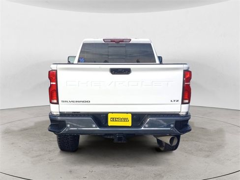 Used 2025 Chevrolet Silverado 3500 LTZ w/ LTZ Plus Package image 3