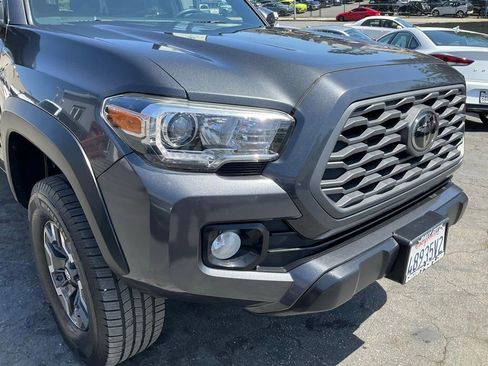 Used 2020 Toyota Tacoma TRD Off-Road w/ Technology Package AWD/4WD image 73