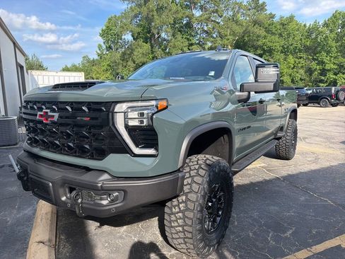 New 2026 Chevrolet Silverado 2500 ZR2 w/ ZR2 Bison Edition AWD/4WD image 1