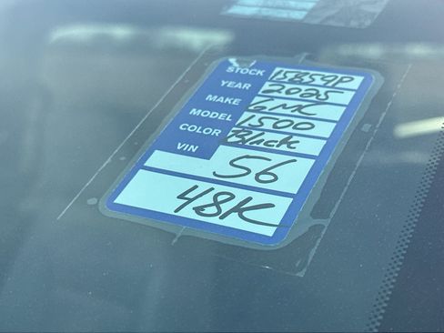 Used 2025 GMC Sierra 1500 SLT image 26