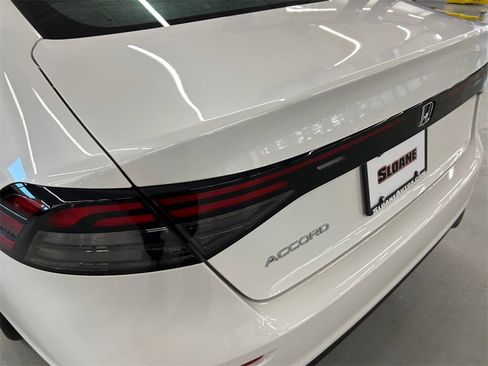 New 2025 Honda Accord SE image 17