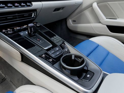 Used 2021 Porsche 911 Turbo S image 23