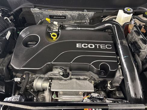 Used 2022 GMC Terrain SLT image 30