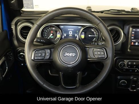 Used 2023 Jeep Wrangler Unlimited w/ Cold Weather Group AWD/4WD image 7
