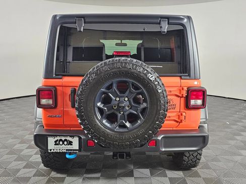 Used 2023 Jeep Wrangler Unlimited AWD/4WD image 4
