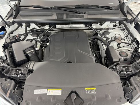 Certified 2025 Audi Q5 Premium Plus w/ Premium Plus image 11