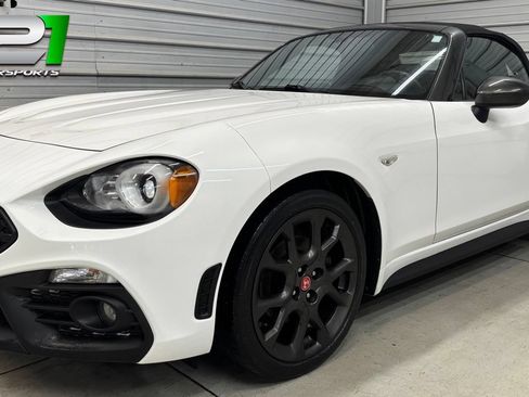 Used 2017 FIAT 124 Spider Abarth RWD image 1