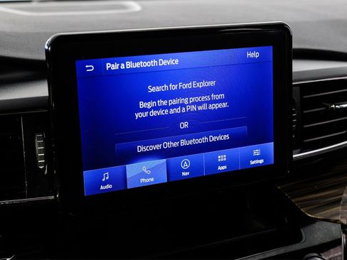 Used 2024 Ford Explorer Limited image 32