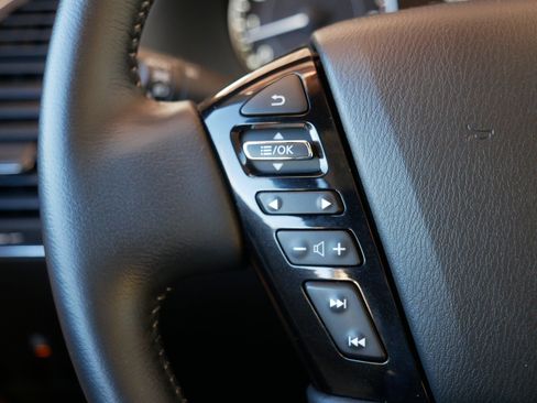 Certified 2024 Nissan Armada SL w/ Cargo Package image 28