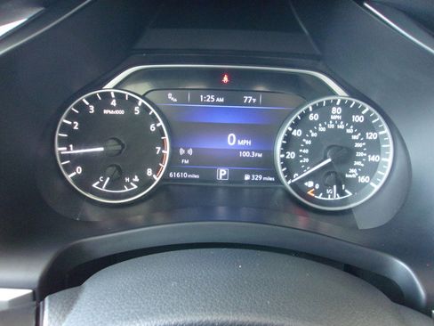 Used 2023 Nissan Murano S image 13