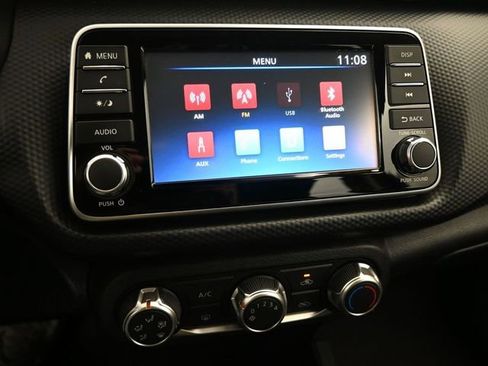 Used 2024 Nissan Kicks S image 16