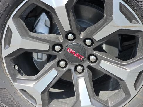 New 2026 GMC Yukon XL AT4 Ultimate w/ LPO, Floor Liner Package AWD/4WD image 11