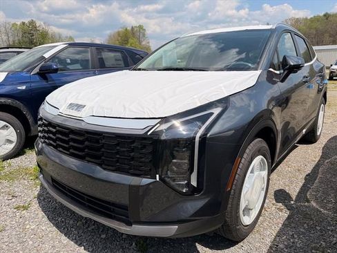New 2026 Kia Sportage EX AWD/4WD image 2