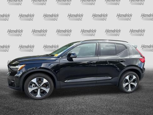 Used 2026 Volvo XC40 B5 Plus AWD/4WD image 8