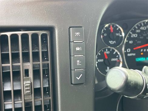 Used 2019 Chevrolet Express 3500 LT w/ LT Preferred Equipment Group image 32