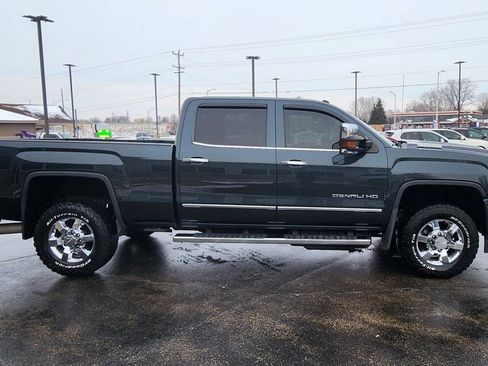 Used 2017 GMC Sierra 3500 Denali w/ Duramax Plus Package image 14
