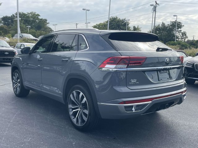 Certified 2023 Volkswagen Atlas Cross Sport SEL Premium R-Line AWD/4WD image 5