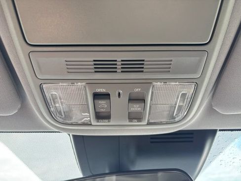 Used 2017 Honda CR-V EX image 14