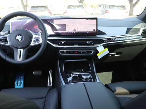 Used 2026 BMW X5 M60i AWD/4WD image 29