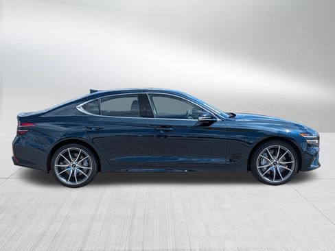 Used 2024 Genesis G70 2.5T AWD/4WD image 8
