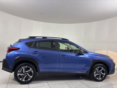 Used 2025 Subaru Crosstrek 2.0i Premium image 6