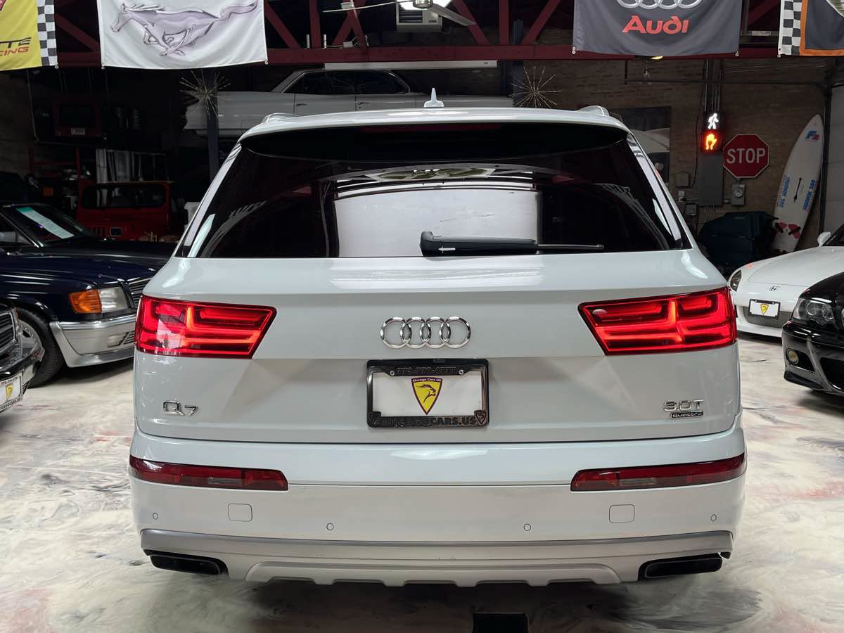 Used 2018 Audi Q7 3.0T Prestige w/ Prestige Package AWD/4WD image 8