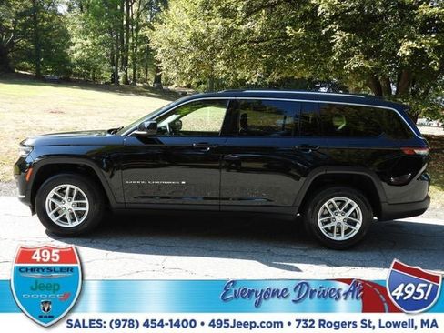 Used 2021 Jeep Grand Cherokee L Laredo w/ Luxury Tech Group I image 2