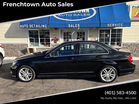 Used 2014 Mercedes-Benz C 300 4MATIC Sedan image 3