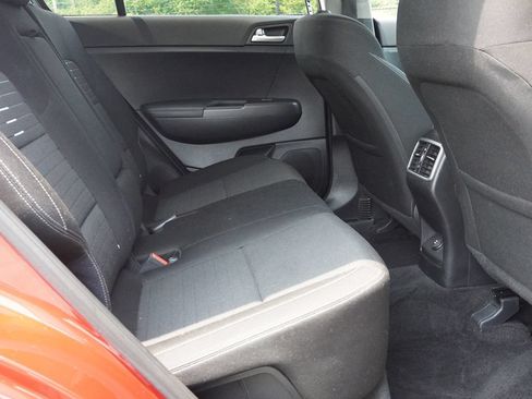 Used 2018 Kia Sportage LX AWD/4WD image 29
