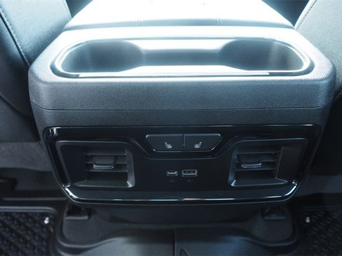 Used 2022 GMC Sierra 1500 AT4 w/ Technology Package image 20