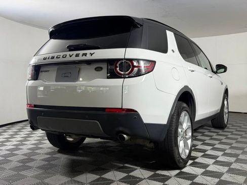 Used 2019 Land Rover Discovery Sport SE AWD/4WD image 8
