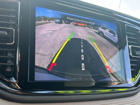 Used 2022 Dodge Durango R/T image 25