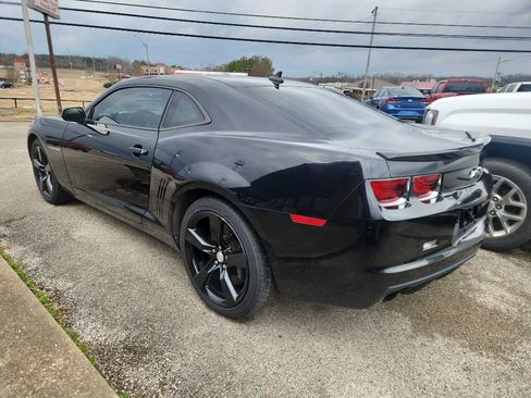 Used 2010 Chevrolet Camaro SS w/ RS Package image 2