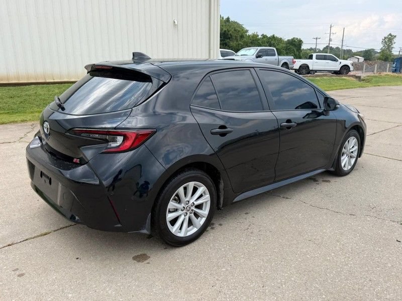 Used 2024 Toyota Corolla SE FWD image 3