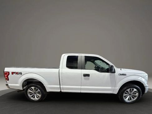 Used 2020 Ford F150 XL w/ Equipment Group 101A Mid AWD/4WD image 4