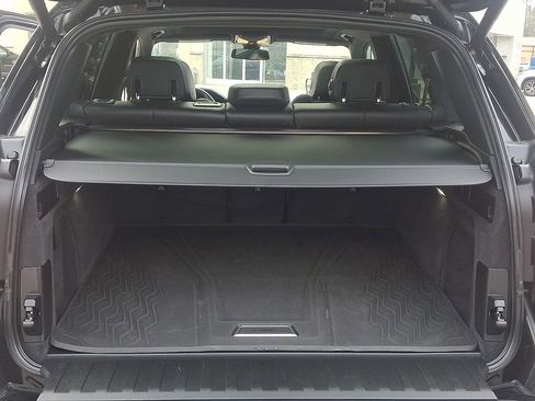 Used 2022 BMW X5 xDrive40i w/ Climate Comfort Package image 32