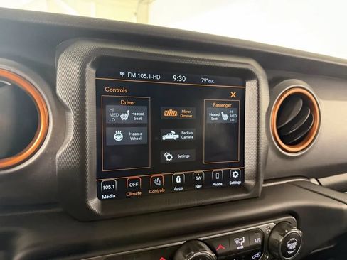 Used 2021 Jeep Gladiator Mojave AWD/4WD image 20