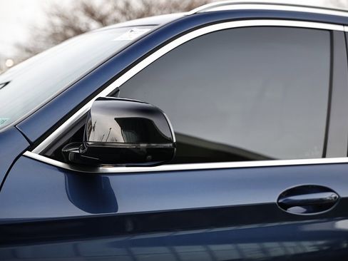 Used 2021 BMW X3 xDrive30e w/ Premium Package image 10