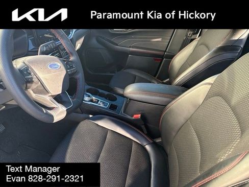 Used 2025 Ford Escape ST-Line w/ Tech Pack #1 FWD image 7