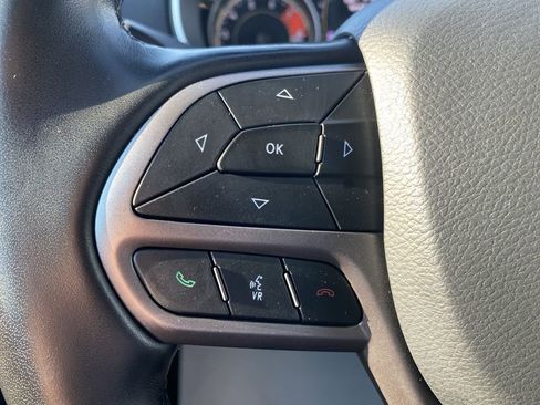 Certified 2020 Jeep Cherokee Latitude Lux w/ Quick Order Package 26H Lux image 26