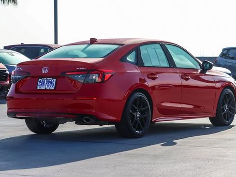 Used 2025 Honda Civic Sport image 8