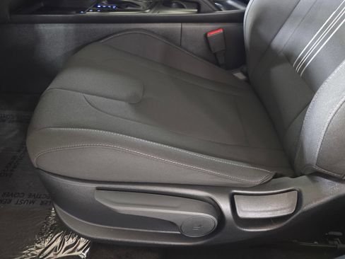 Certified 2025 Hyundai Elantra Sport FWD image 23