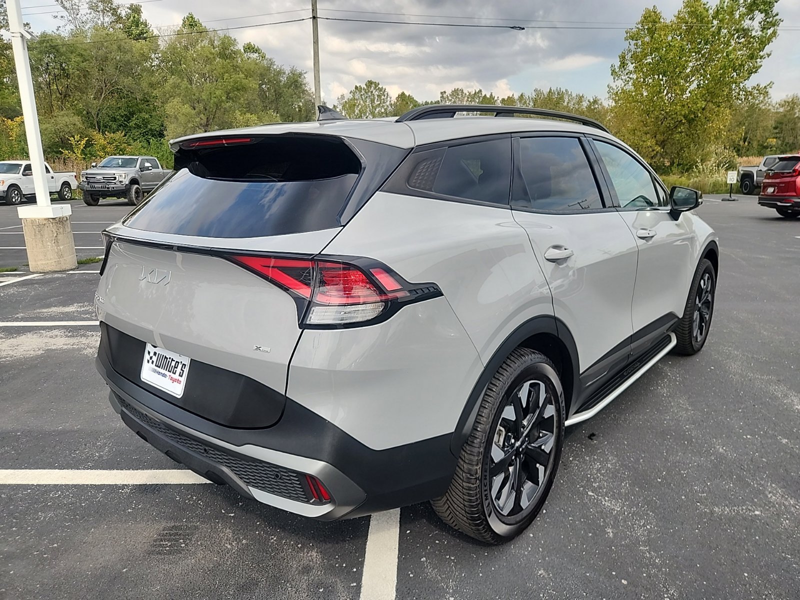 Used 2023 Kia Sportage X-Line AWD/4WD image 11