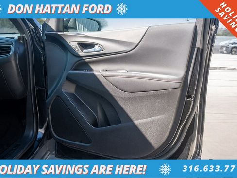 Used 2022 Chevrolet Equinox RS w/ LPO, Floor Liner Package image 24