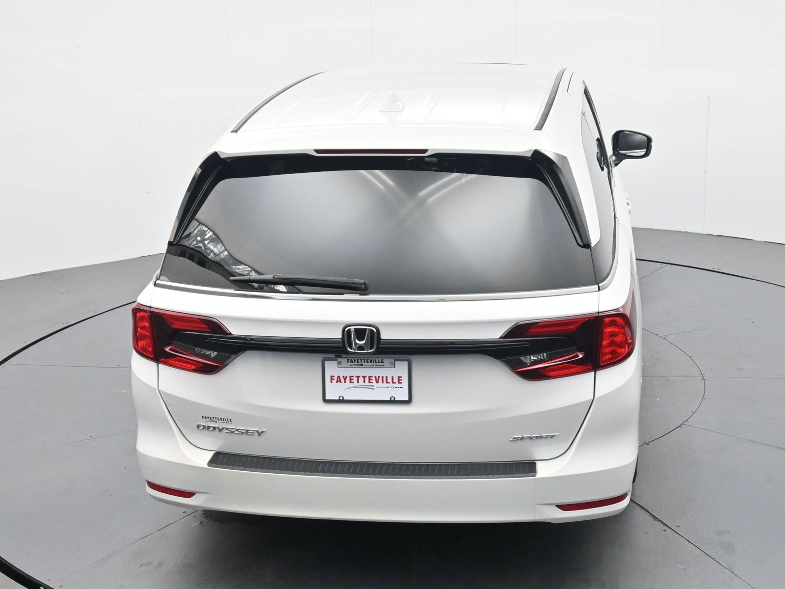 Used 2024 Honda Odyssey Sport image 22